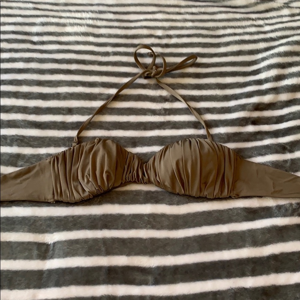 ribbed strap or strapless bikini top